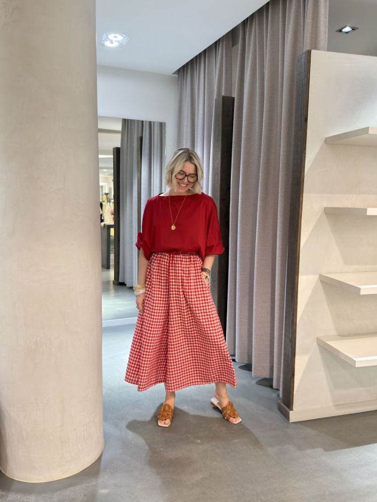 Vichy in red