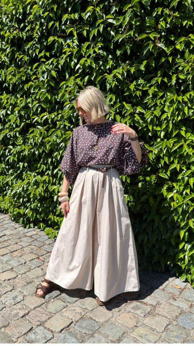 beige x brown polkadot