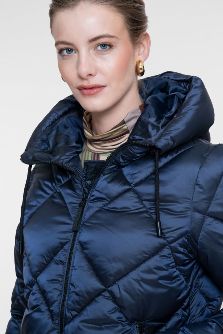  000675 navy
